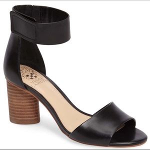 NWT original packaging Vince Camuto heel black 7
